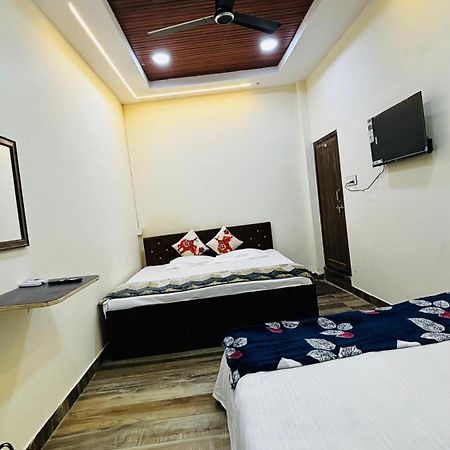Hotel Shreenidhi Comfort Stay Ujjain Dış mekan fotoğraf